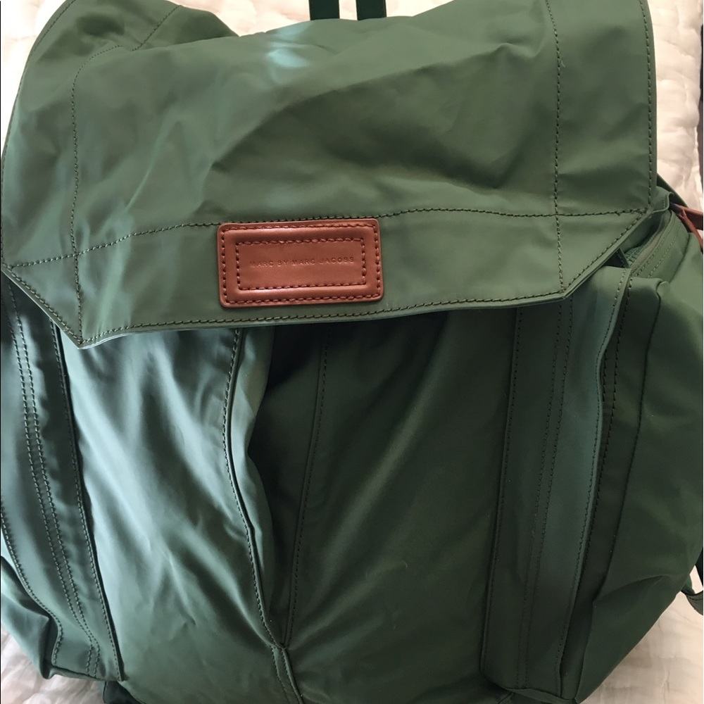 MARC JACOBS green hackey sac backpack