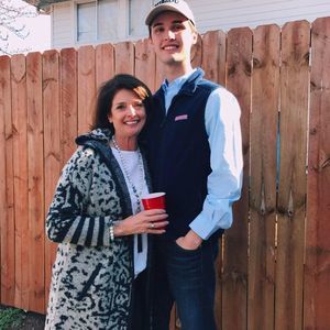 Meet your Posher, Thomas