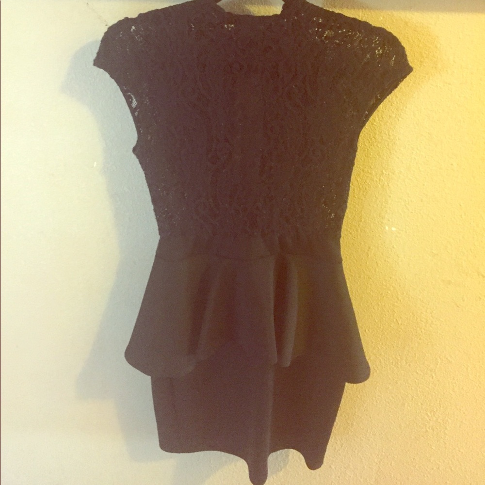 Fitted black dress