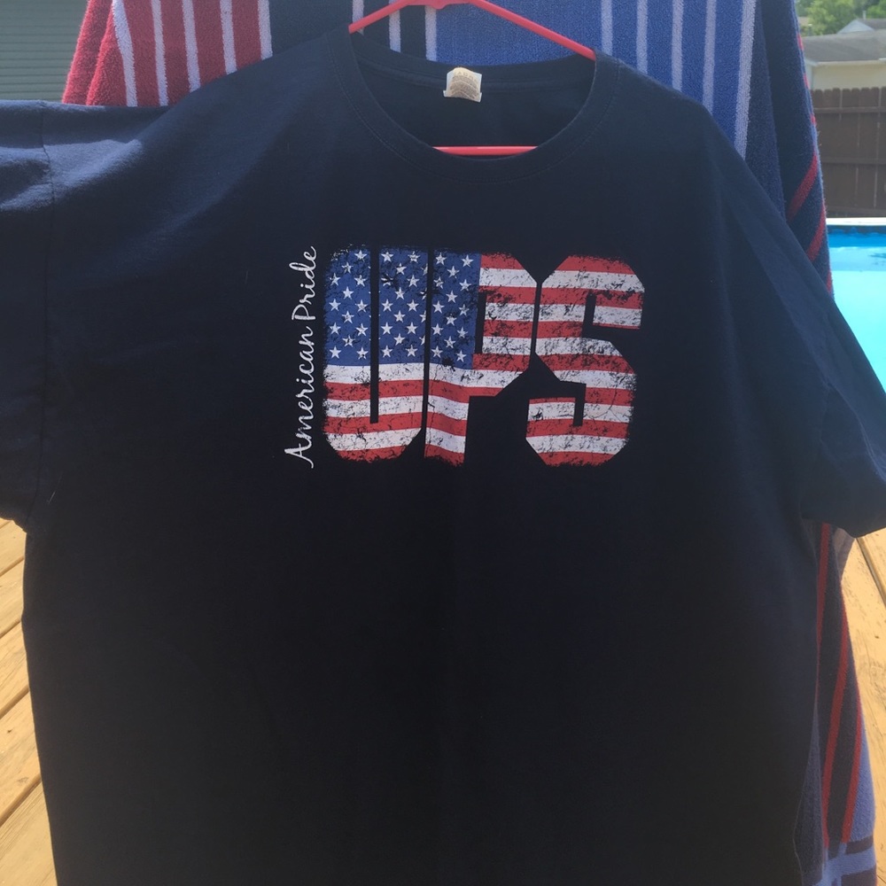 NWOT Blue UPS 4th of July T-Shirt size 3xL.