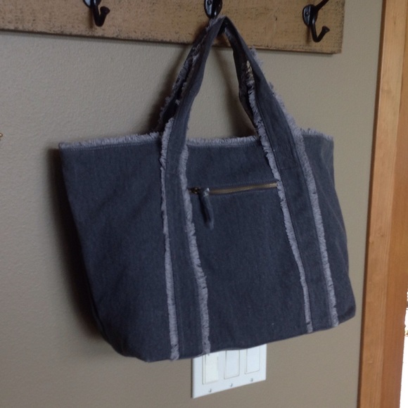 🍃💕Steve Madden Embellished Canvas Military Tote - Picture 5 of 8