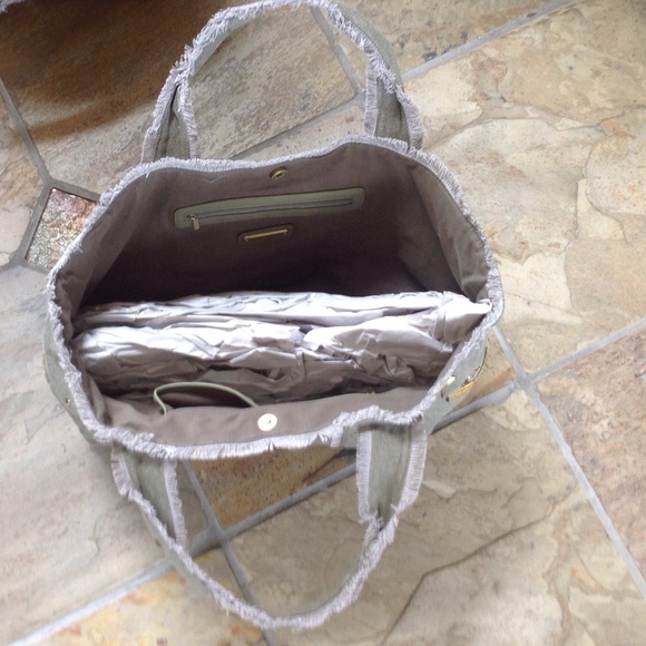 🍃💕Steve Madden Embellished Canvas Military Tote - Picture 6 of 8