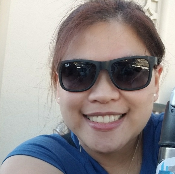 Meet your Posher, Joyce - Picture 1 of 1