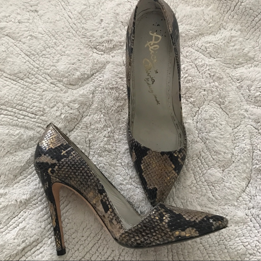 Alice & Olivia snake skin heels