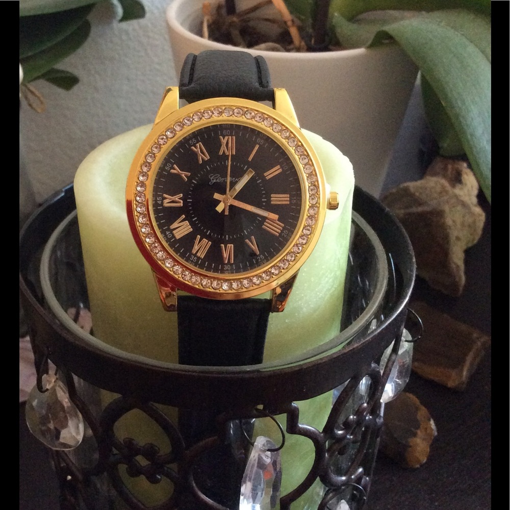 💙 Gorgeous Black Watch NEW 💙 - Picture 6 of 7