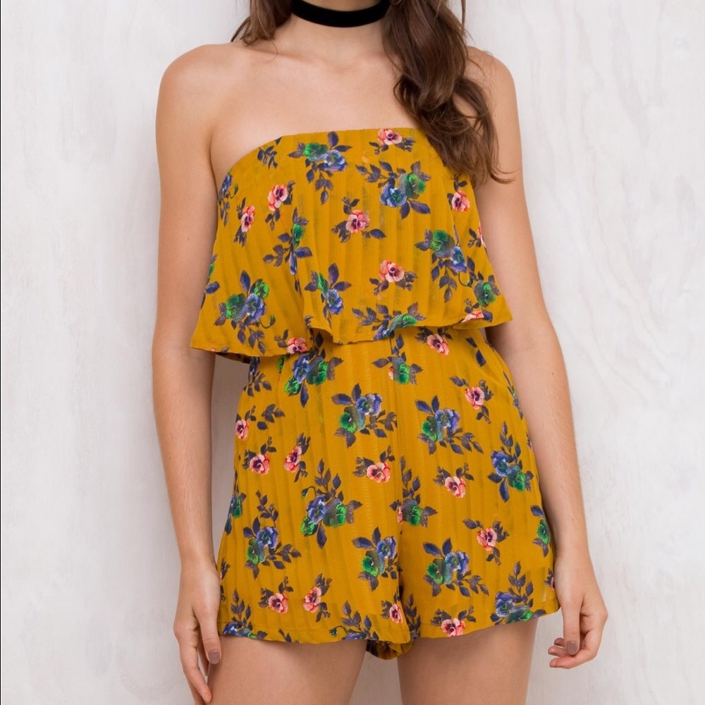 Princess Polly Romper