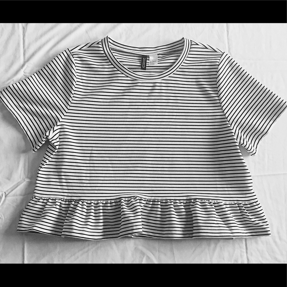 H&M black and white striped crop top