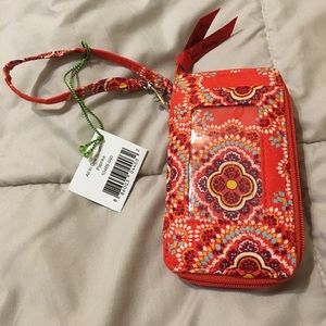 NWT Vera Bradley All-in-one Wristlet