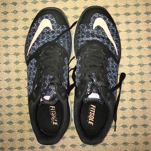 nike women's running shoe