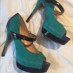 ⬇️⬇️Price Drop⬇️⬇️JESSICA SIMPSON Ely pump