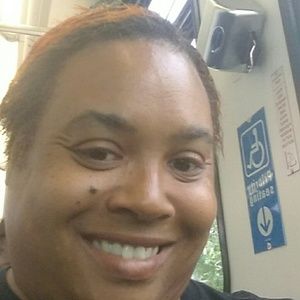 Meet your Posher, Angela