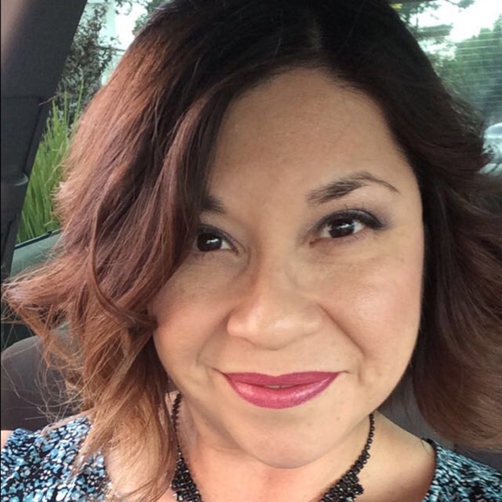 Meet your Posher, Andrea