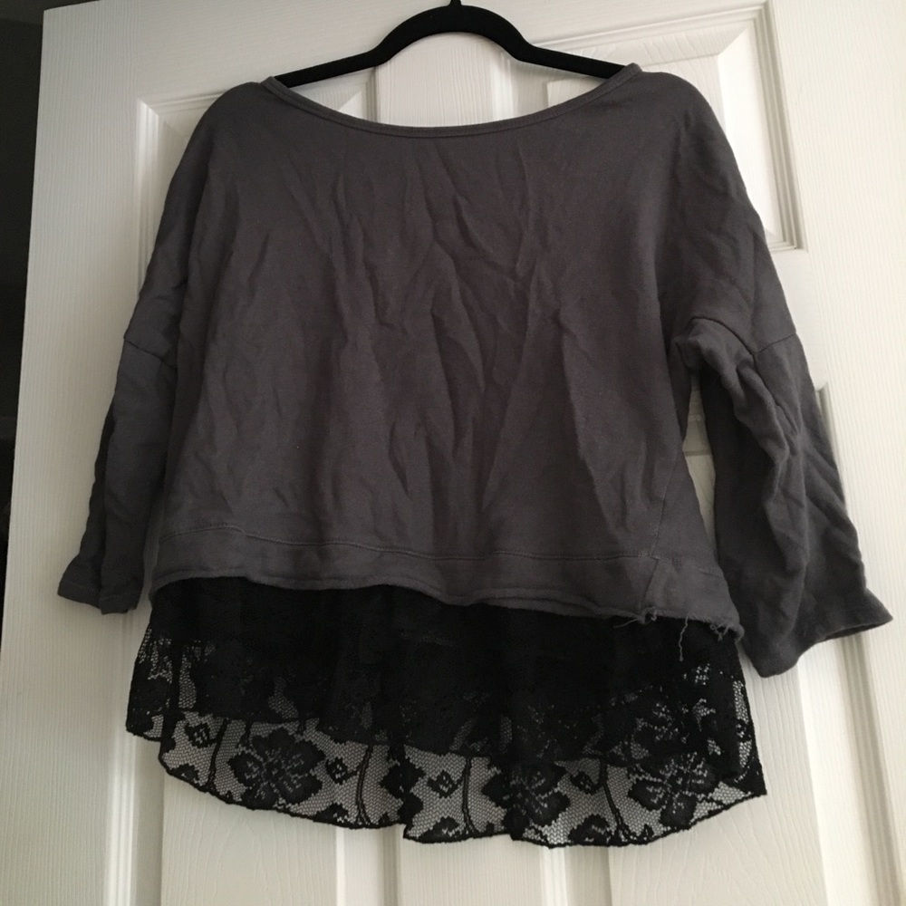 Tobi sweater. Sz M