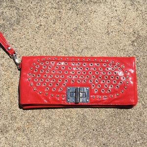 Fun Clutch with lots of room