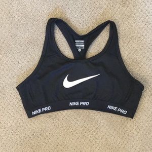 NIKE PRO DRI-FIT Sports Bra