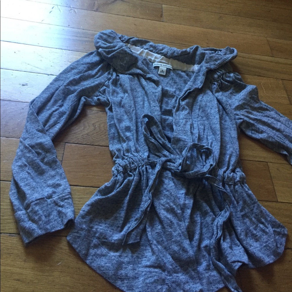 Banana republic wrap around/so so soft!!💋