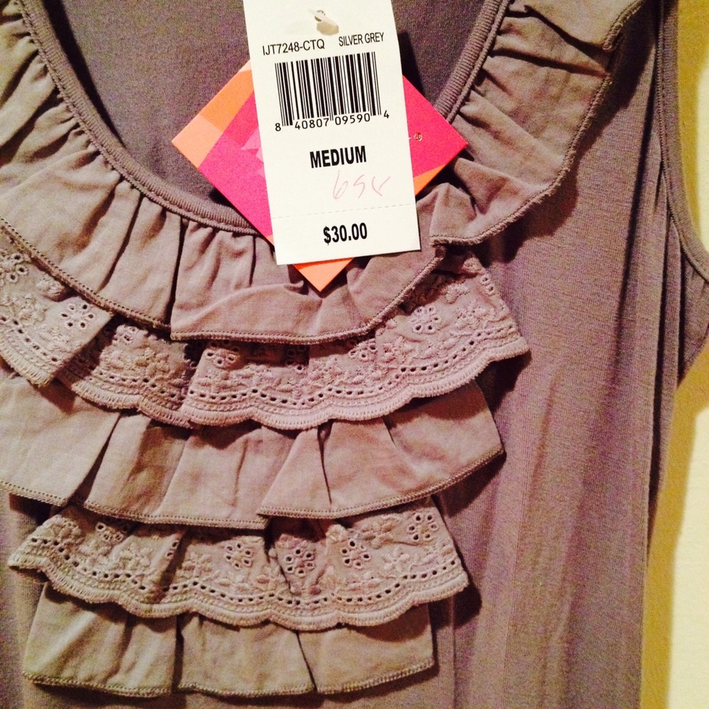 NWT Ruffle Tank - Picture 2 of 4