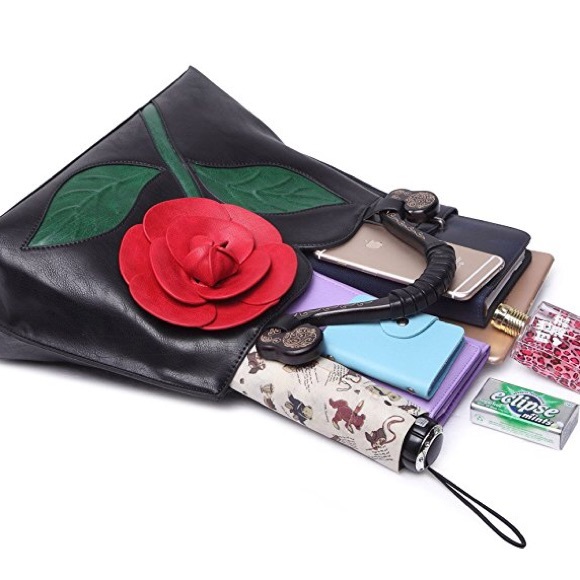 ๐ Unique Black Flower Purse - Picture 3 of 8