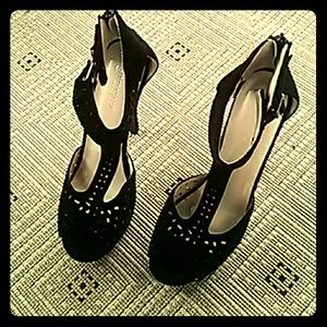 Women's size 8 hi heel's