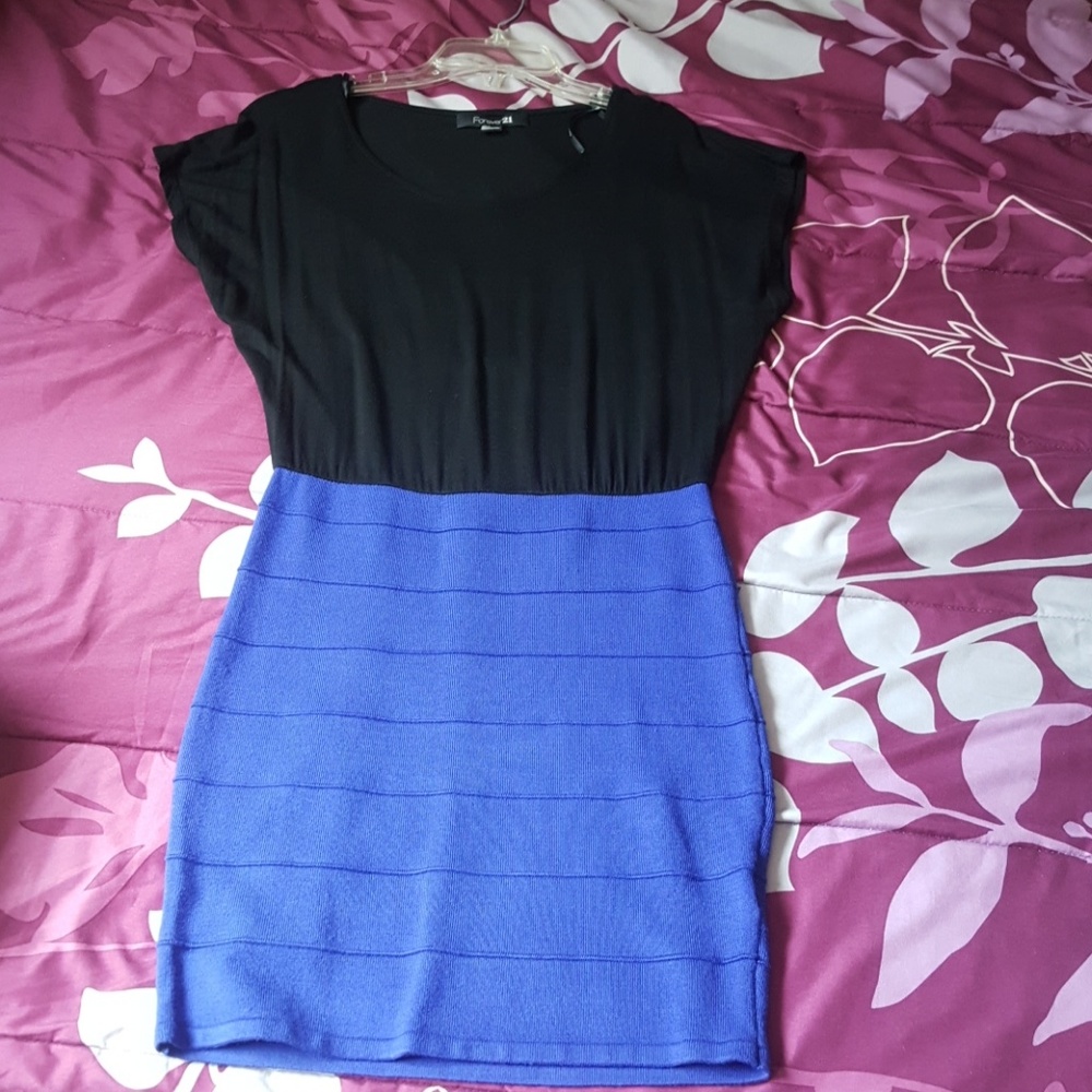 Forever 21 dresz