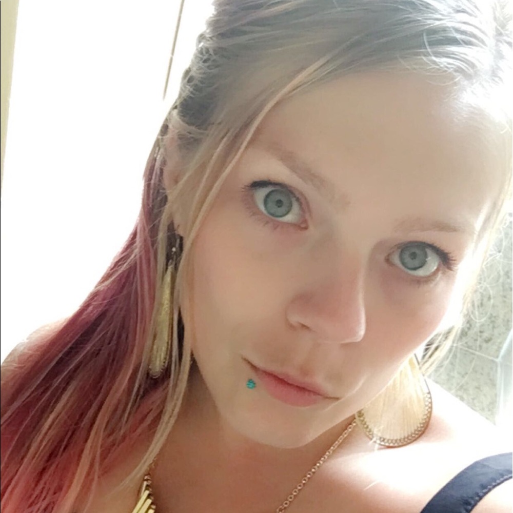 Meet your Posher, Shannon