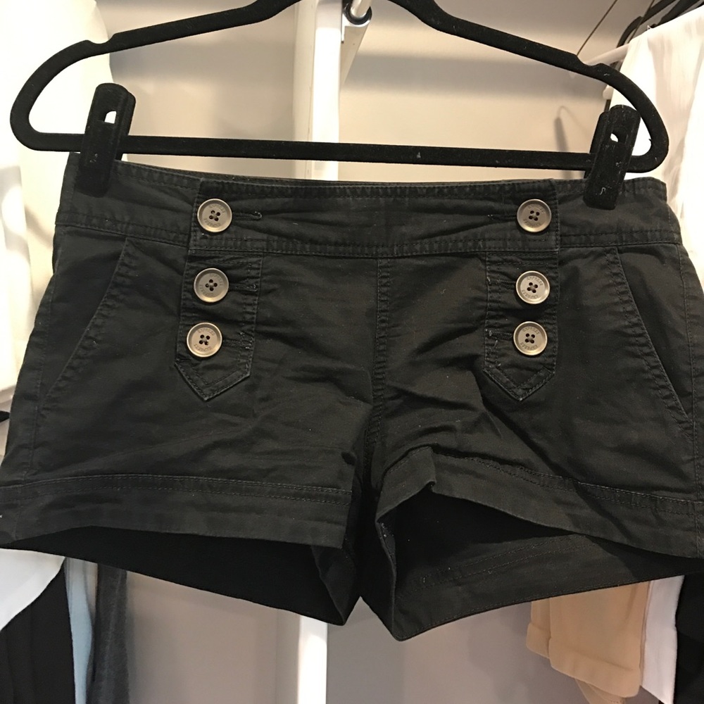 Express shorts -2