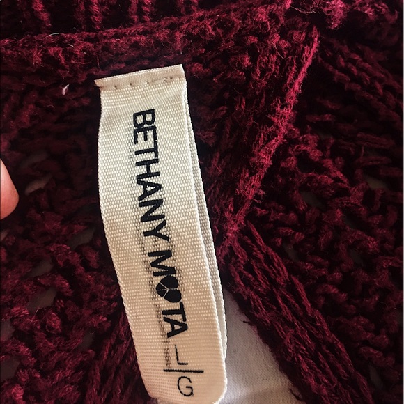 Bethany Mota maroon open back sweater - Picture 3 of 4