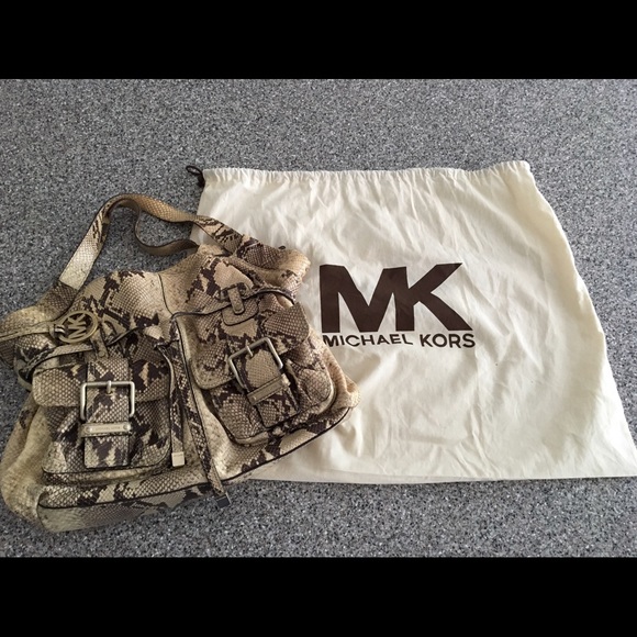 Michael Kors - Desert Embossed Python Bag - Picture 2 of 5