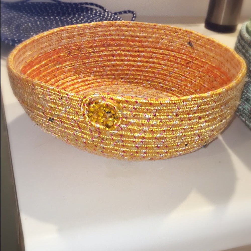 Handmade baskets - Picture 6 of 8