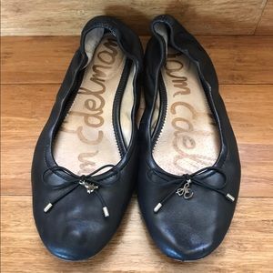 Black leather Sam Edelman flats