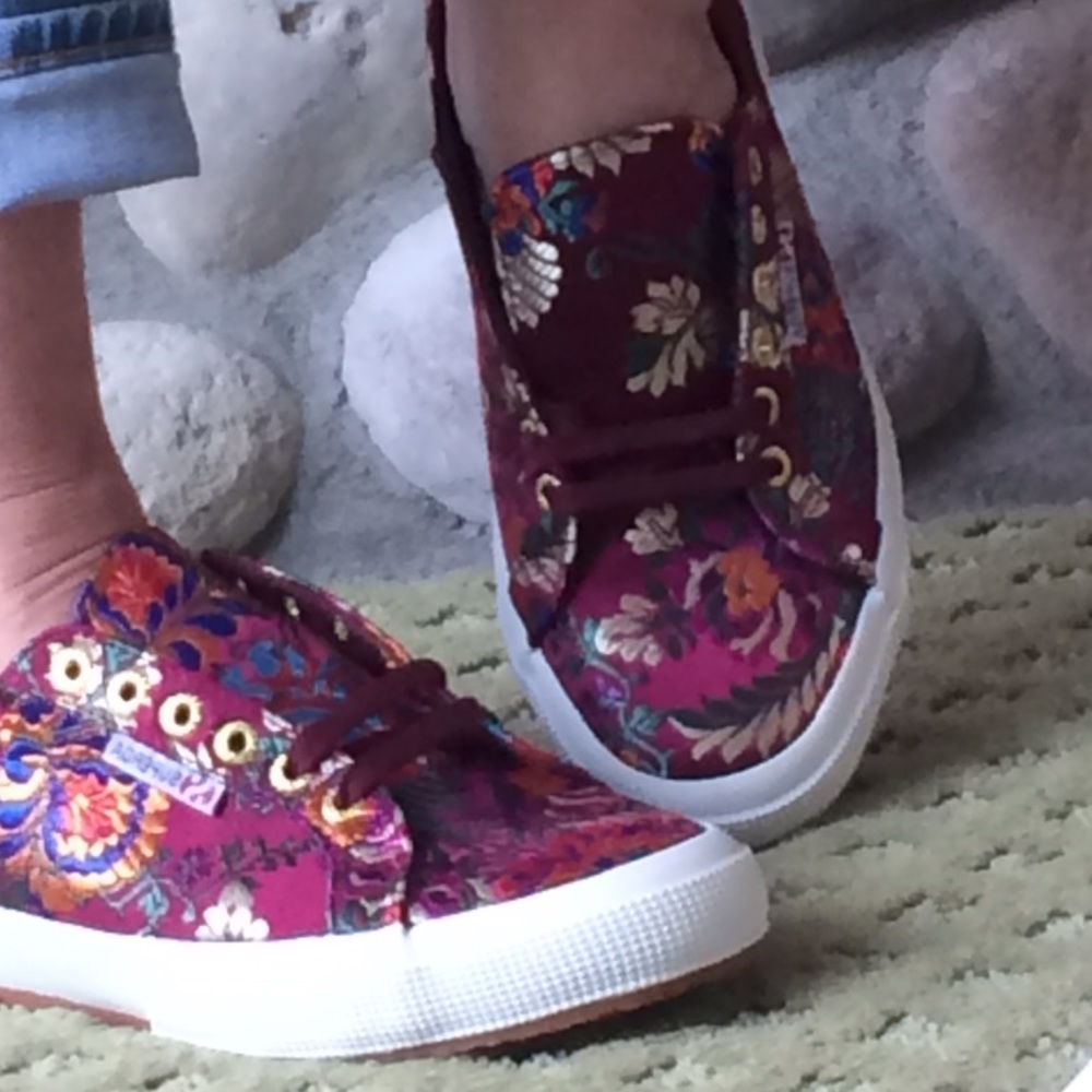 🍃💕NIB Superga Festival Satin Embroidered Sneaker - Picture 5 of 8