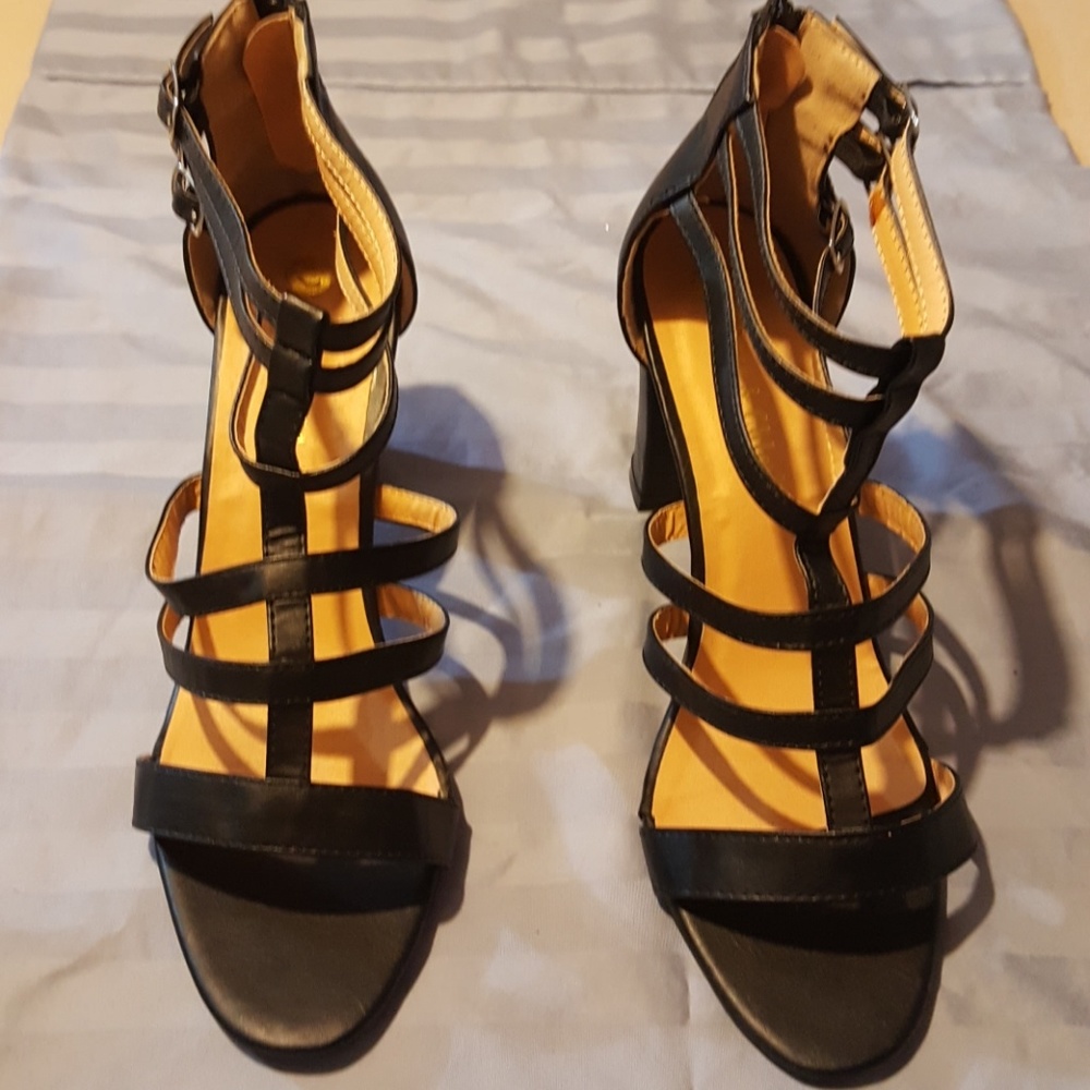 High heel sandals