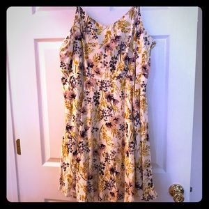 Old Navy Floral Waisted Swing Dress - XXL