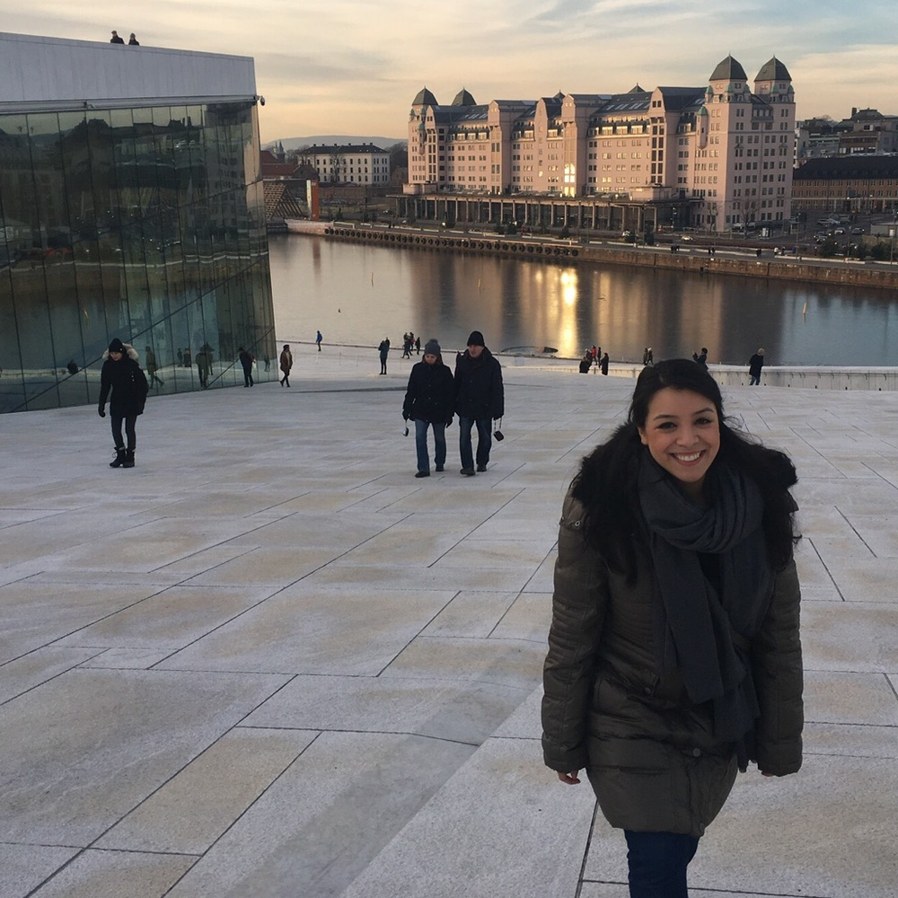 Meet your Posher, Amy