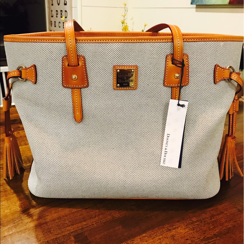 ***SALE*****  NWT- Dooney Davis Tassel Tote