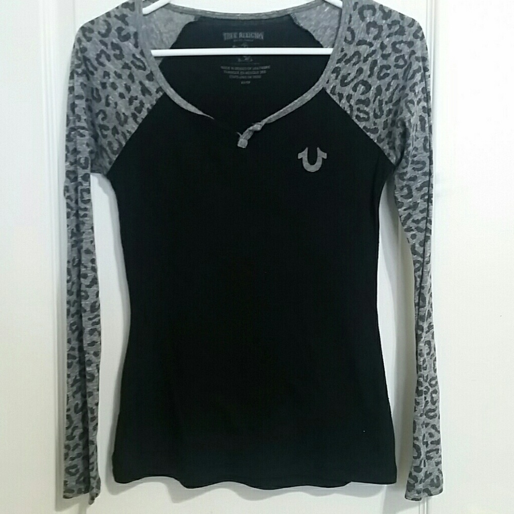 Women's True Religion Raglan Top