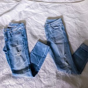 🔴SOLD🔴American Eagle distressed denim