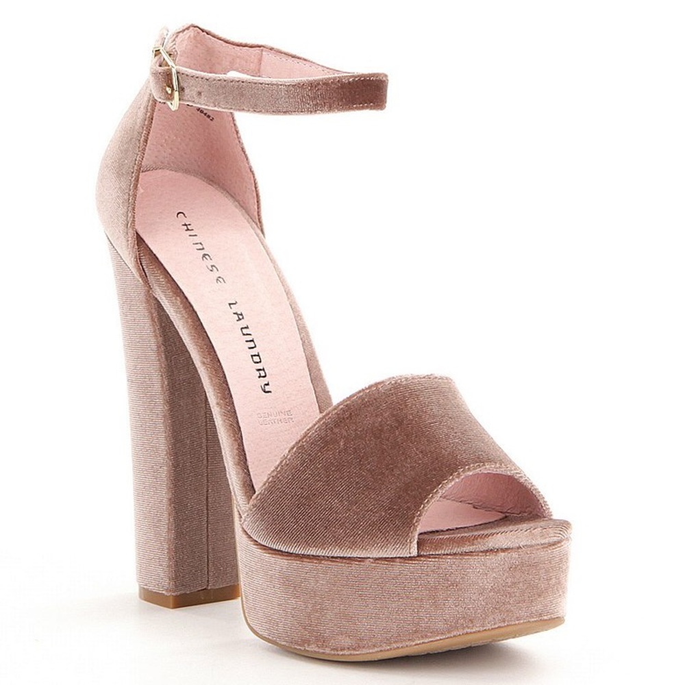 Chinese Laundry Ace Velvet Heel Dark Nude Size 7.5