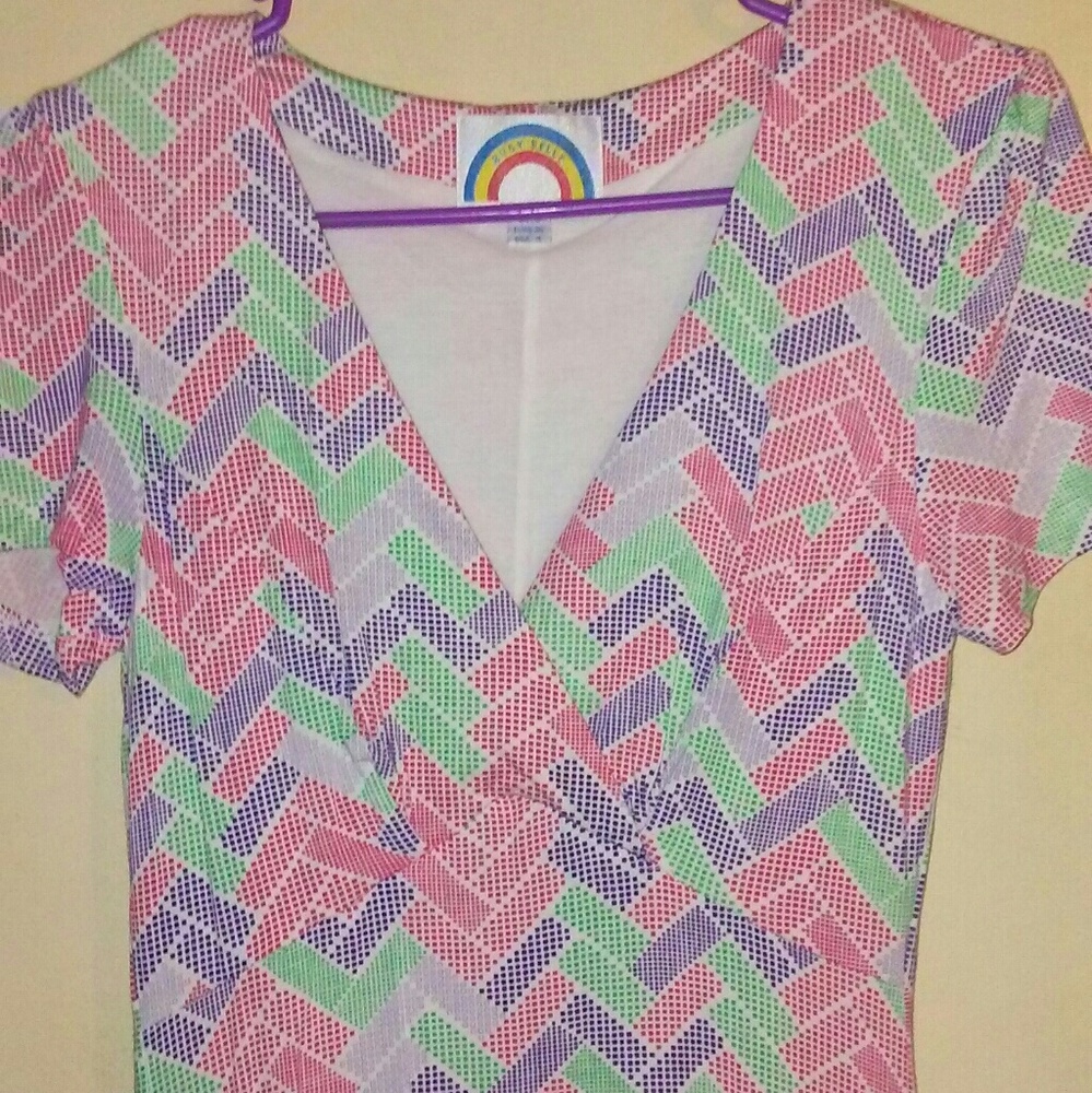 Patterned dress with 100% cotton lining