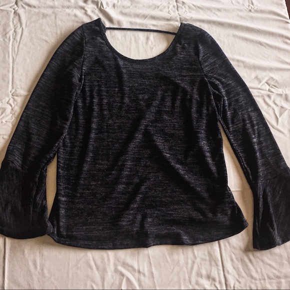 Fab'rik soft charcoal gray bell-sleeved top - Picture 1 of 3