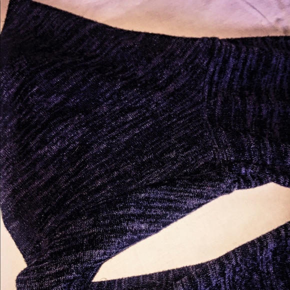 Fab'rik soft charcoal gray bell-sleeved top - Picture 2 of 3