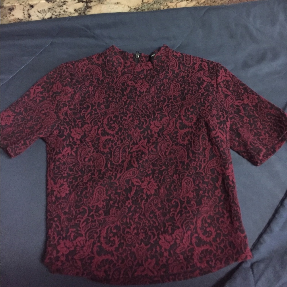 FOR SALE: FOREVER 21 CROP TOP