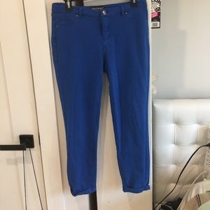 Blue jeggings