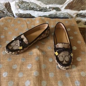 ❤️price ⬇️❤️ Coach monogrammed flats