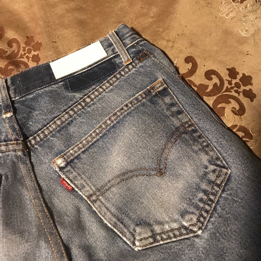 SOLD NWOT Re/Done levis Elsa High Rise - Picture 7 of 8