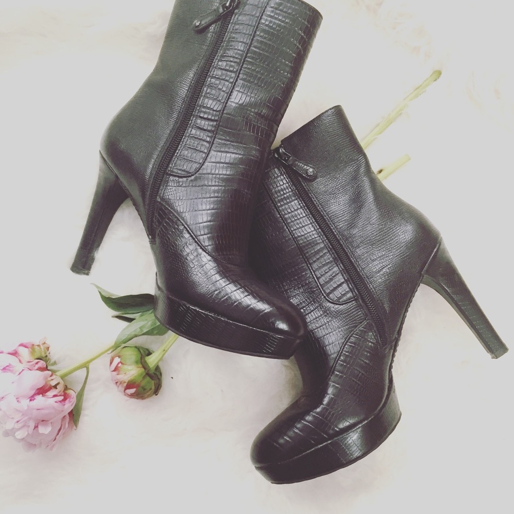 Rockport Janae Zip Bootie, 8 B(M) US