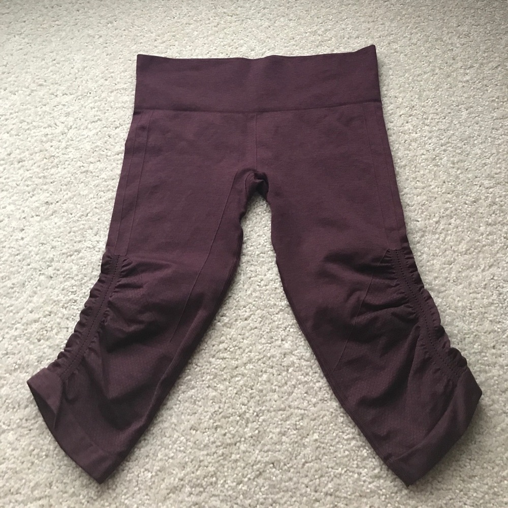 Lululemon Burgundy Seamless Crops