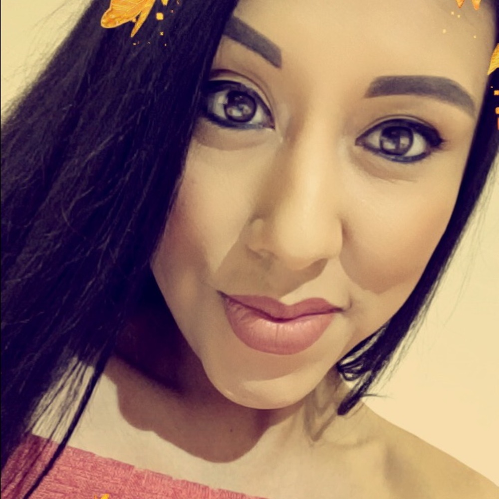 Meet your Posher, Ashley