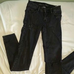 Black Distressed American Eagle Jeans