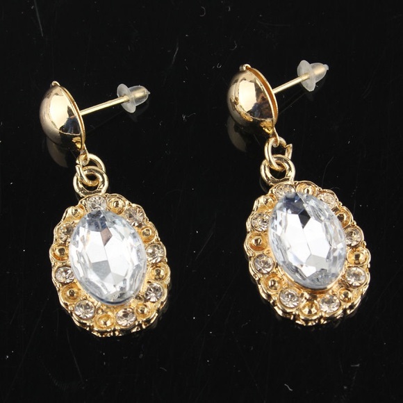 🆑 White Topaz Earrings and Bracelet - Picture 2 of 2